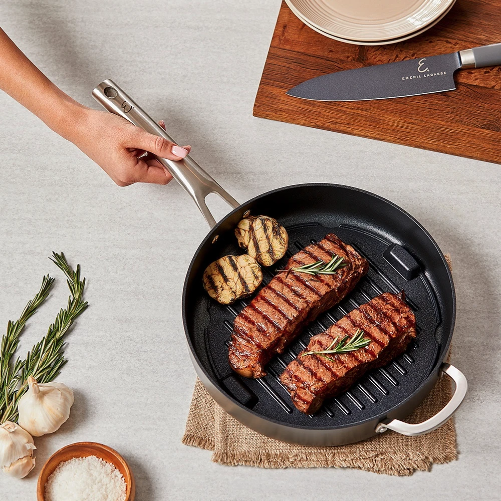 Emeril Everyday - The Emeril Lagasse Forever Pans have it all! ✓ Versatile  ✓ Durable ✓ Nonstick ✓ Dishwasher safe With a frying pan, high-sided frying  pan, sauce pot and stock pot