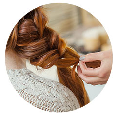 braid the hair