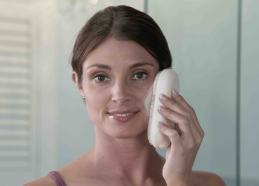 Use spatastic without the handle for cleaning your face