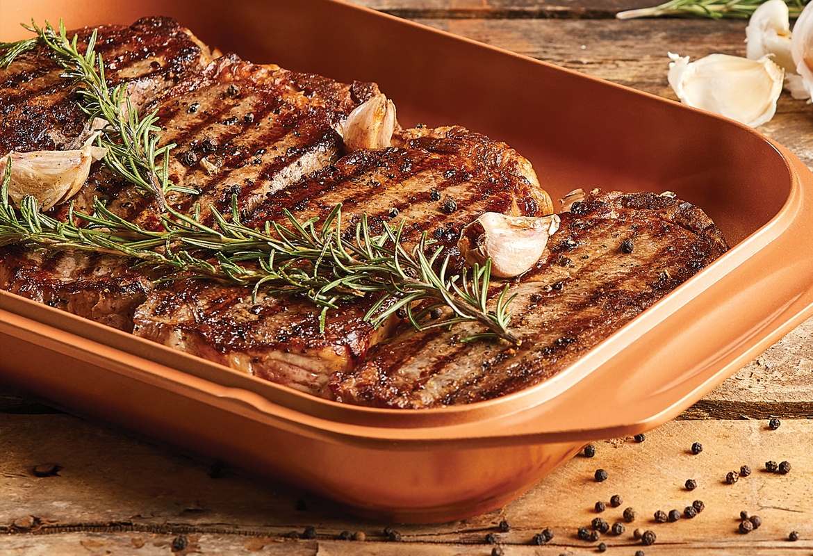 Shallow Roaster Doubles as a Grill Pan